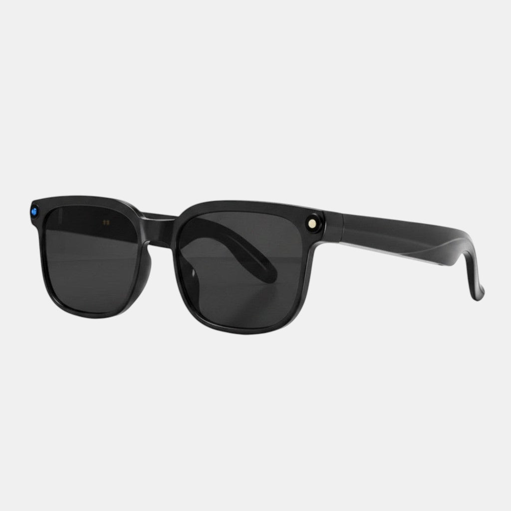 VAUCLIOR VC EVEN LENS black rectangular smart glasses with AI capabilities for hands-free capture and real-time translation.
