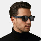 VAUCLIOR VC NOVA G1 black smart glasses with camera and built-in headphones for men.
