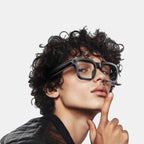 VAUCLIOR VC NOVA G1 smart glasses with dual cameras and Bluetooth connectivity for men.